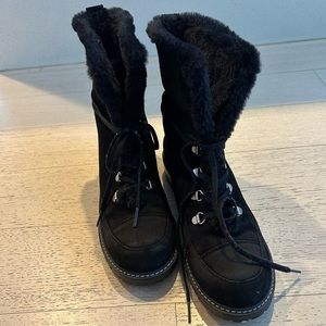 Stuart Weitzman Black Suede Leather Lug Sole Faux Fur Lined Boot